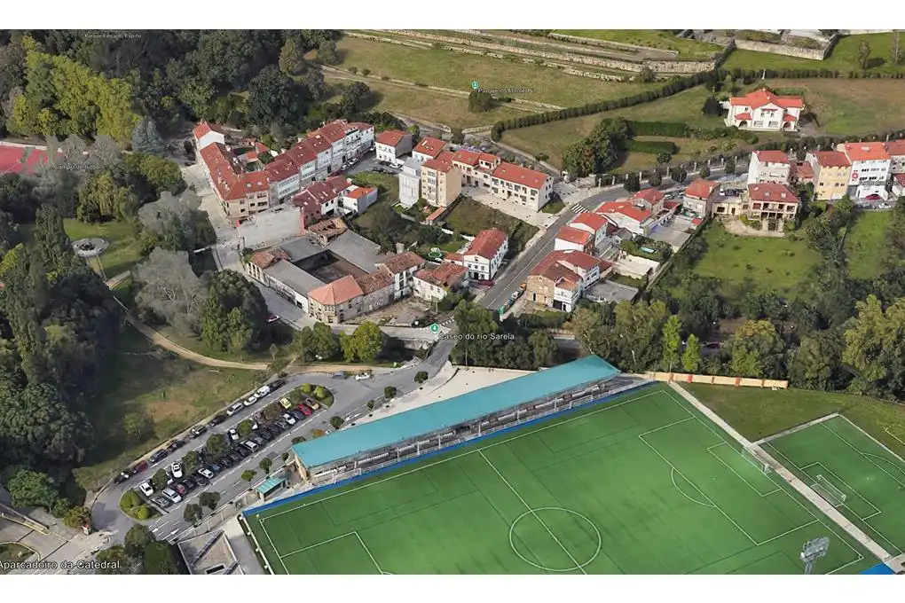 Casa adosada en venta en Campus Norte - San Caetano