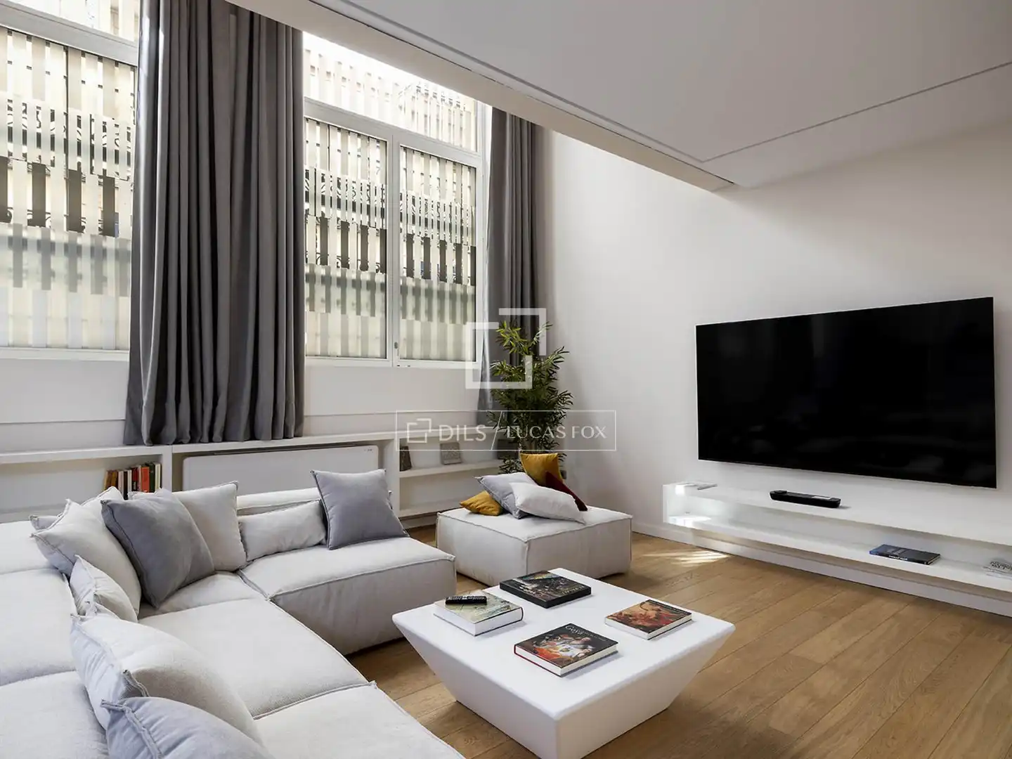Sala de estar de Loft de alquiler en Barcelona con Aire acondicionado, Calefacción y Parquet