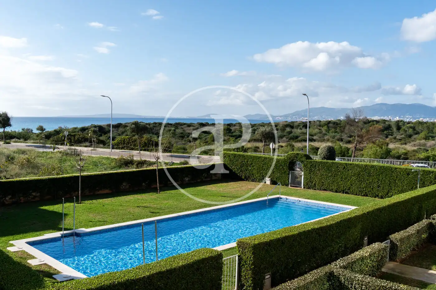 Garten von Einfamilien-Reihenhaus zum Verkauf in  Palma de Mallorca mit Klimaanlage, Heizung und Privatgarten