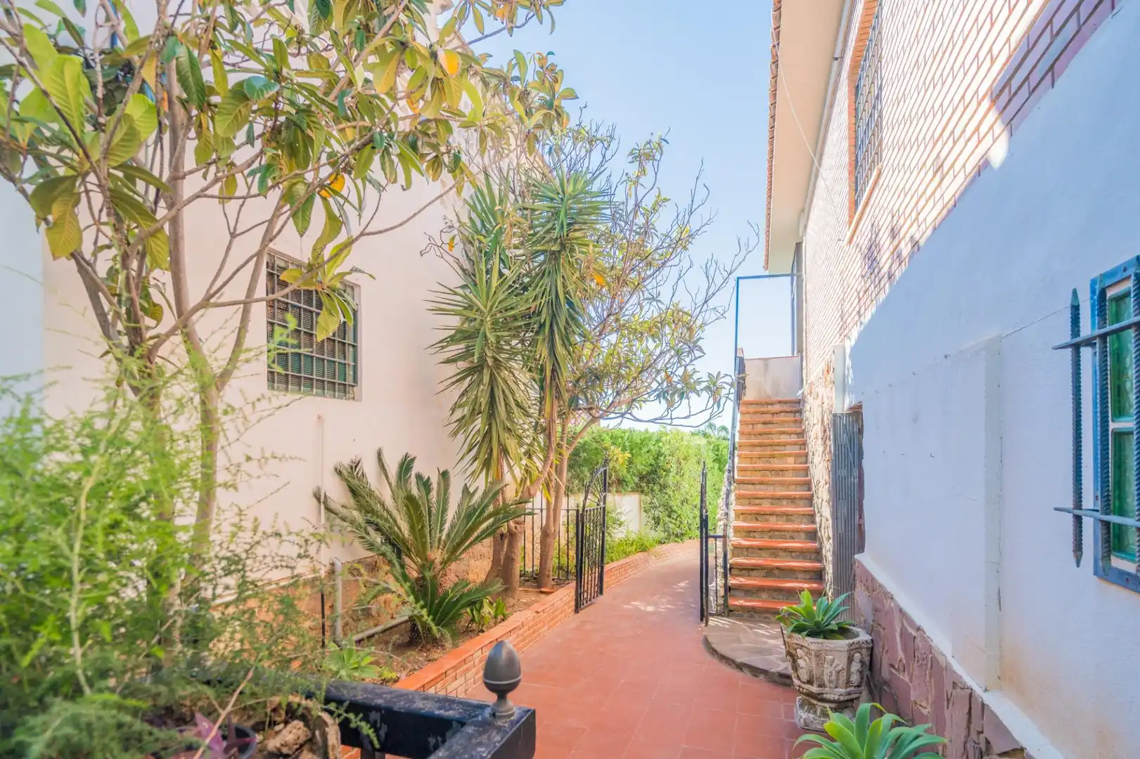 Vista exterior de Casa o chalet en venta en Náquera con Terraza, Piscina y Piscina comunitaria