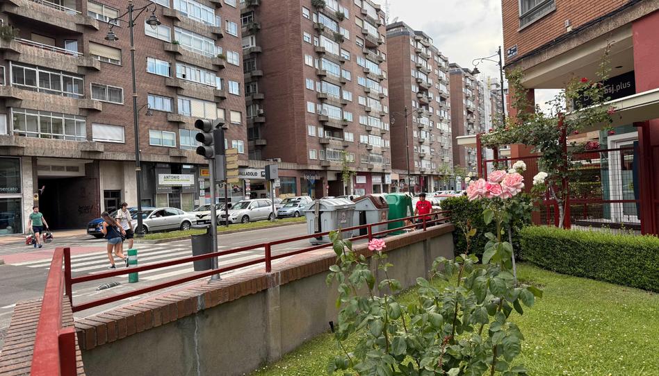 Foto 1 de Pis en venda a Paseo del Hospital Militar, 25, Campo Grande, Valladolid