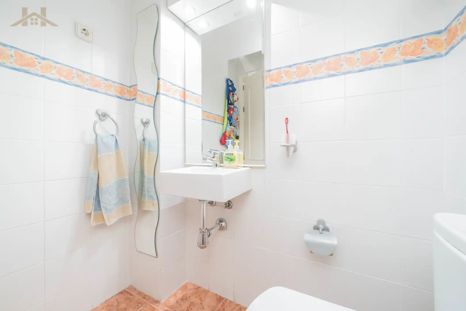 Bathroom of Flat for sale in Móstoles  with Air Conditioner, Heating and Terrace
