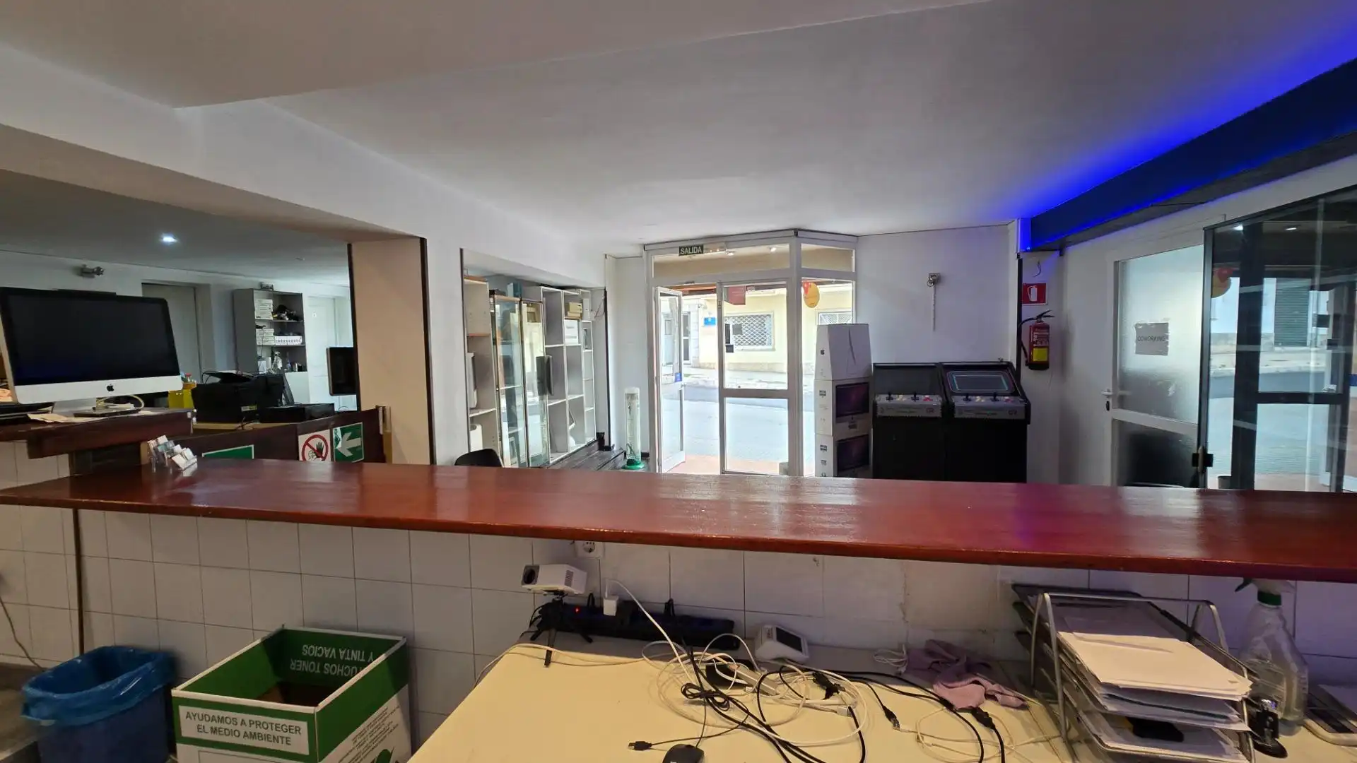 Business premises for sale in Carrer d'Andrea Doria 35, imagen 2