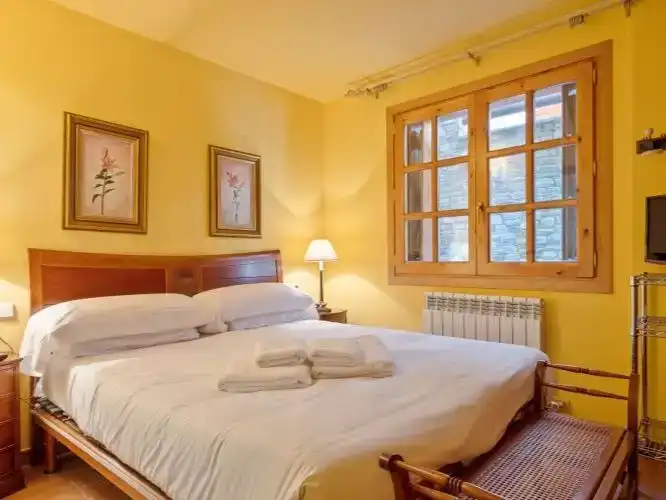 Schlafzimmer von Wohnung zur Miete in Vielha e Mijaran