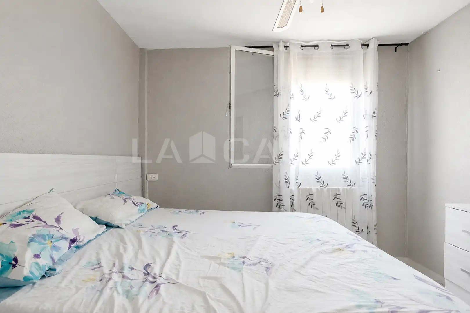 Bedroom of Flat for sale in L'Hospitalet de Llobregat