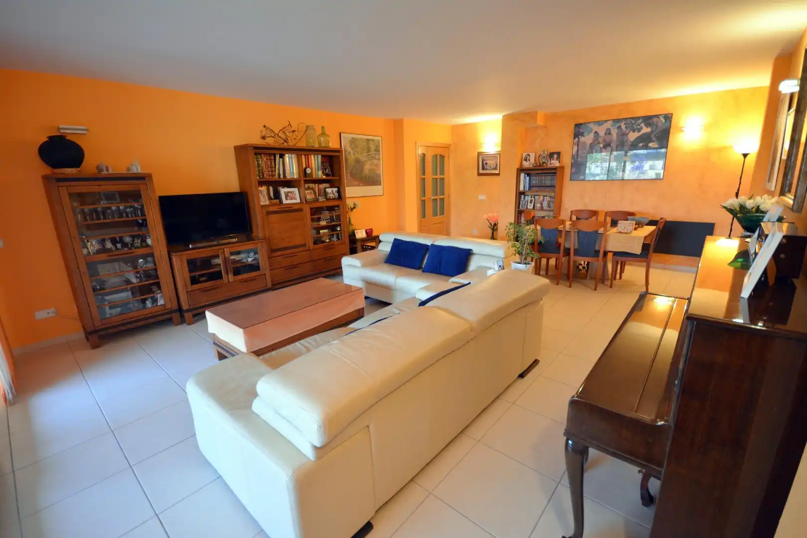 Sala d'estar de Pis en venda en Santa María del Camí amb Calefacció, Jardí privat i Terrassa