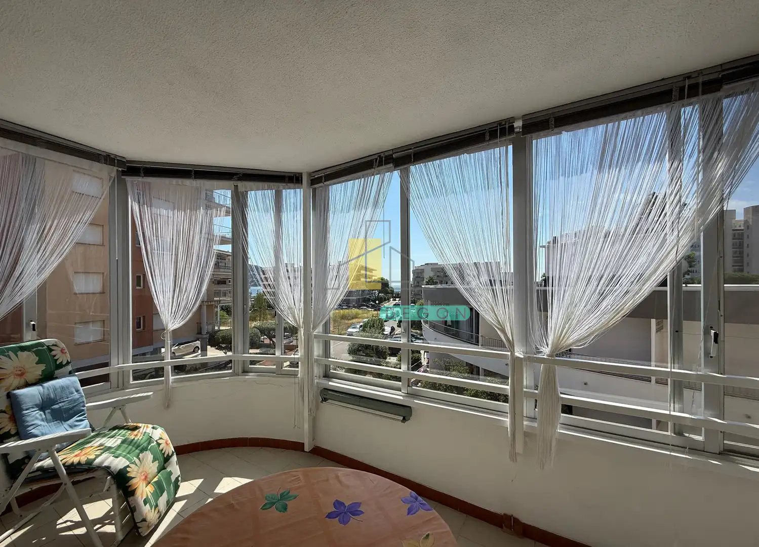 Terrassa de Apartament en venda en Roses amb Calefacció, Moblat i Forn