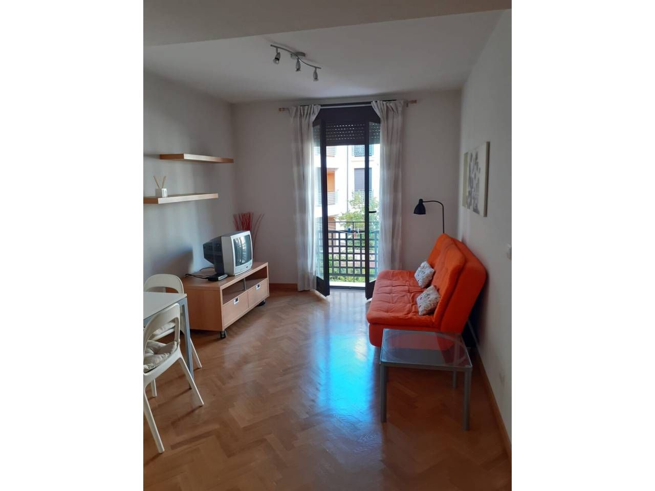 Sala d'estar de Pis en venda en Ocaña amb Aire condicionat i Moblat