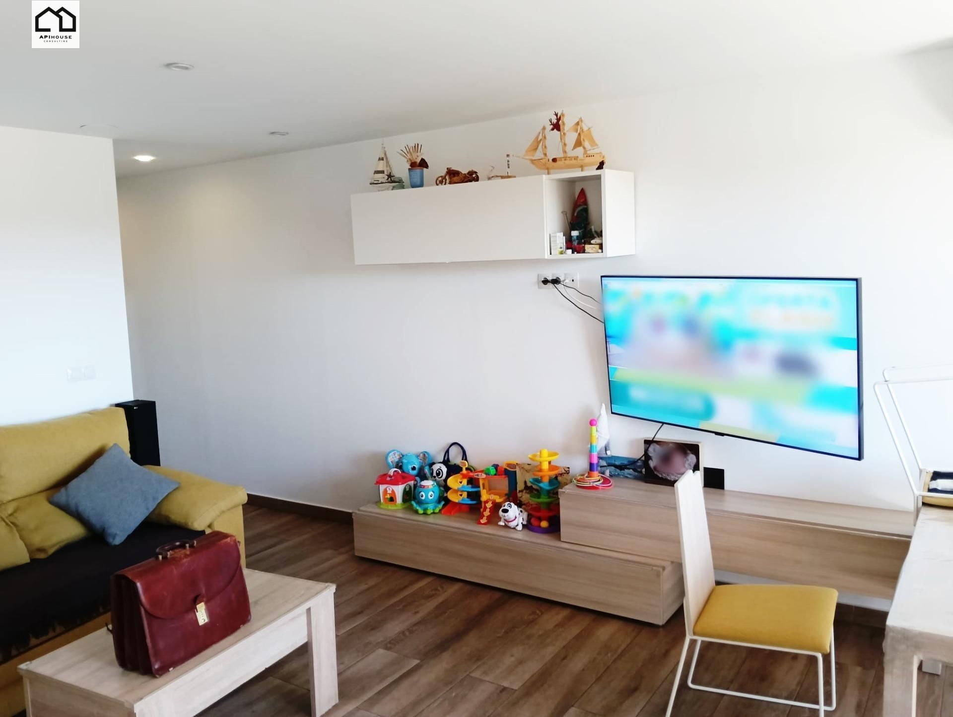 Sala d'estar de Apartament en venda en Elche / Elx amb Aire condicionat i Terrassa