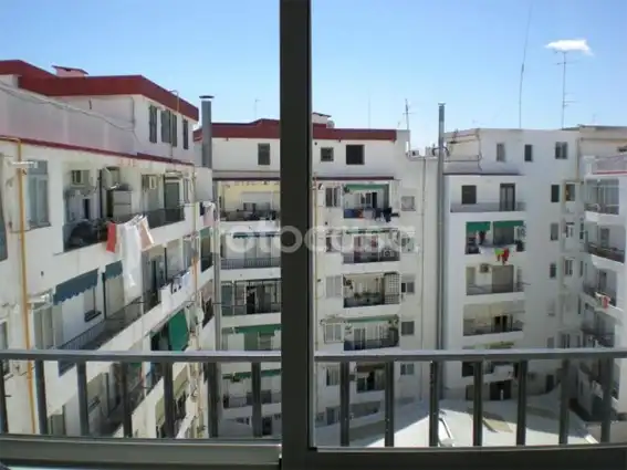 Bedroom of Flat for rent in Valencia  with Air Conditioner, Furnished and Oven