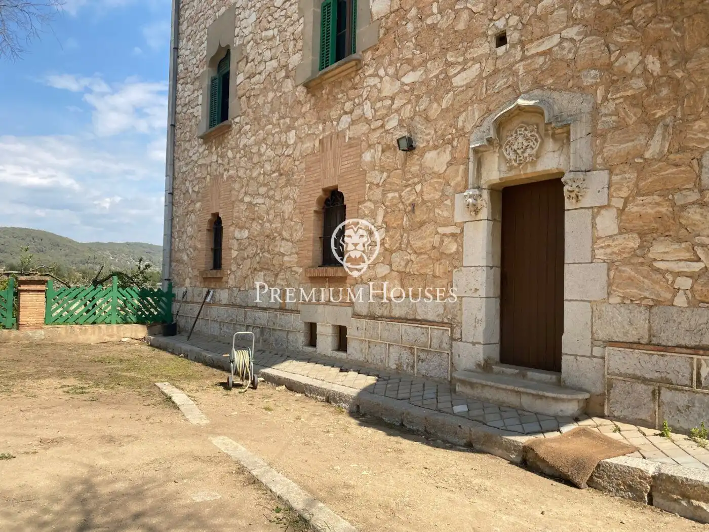 Exterior view of Country homes for sale in Sant Pere de Ribes  with Private garden, Storage room and Balcony