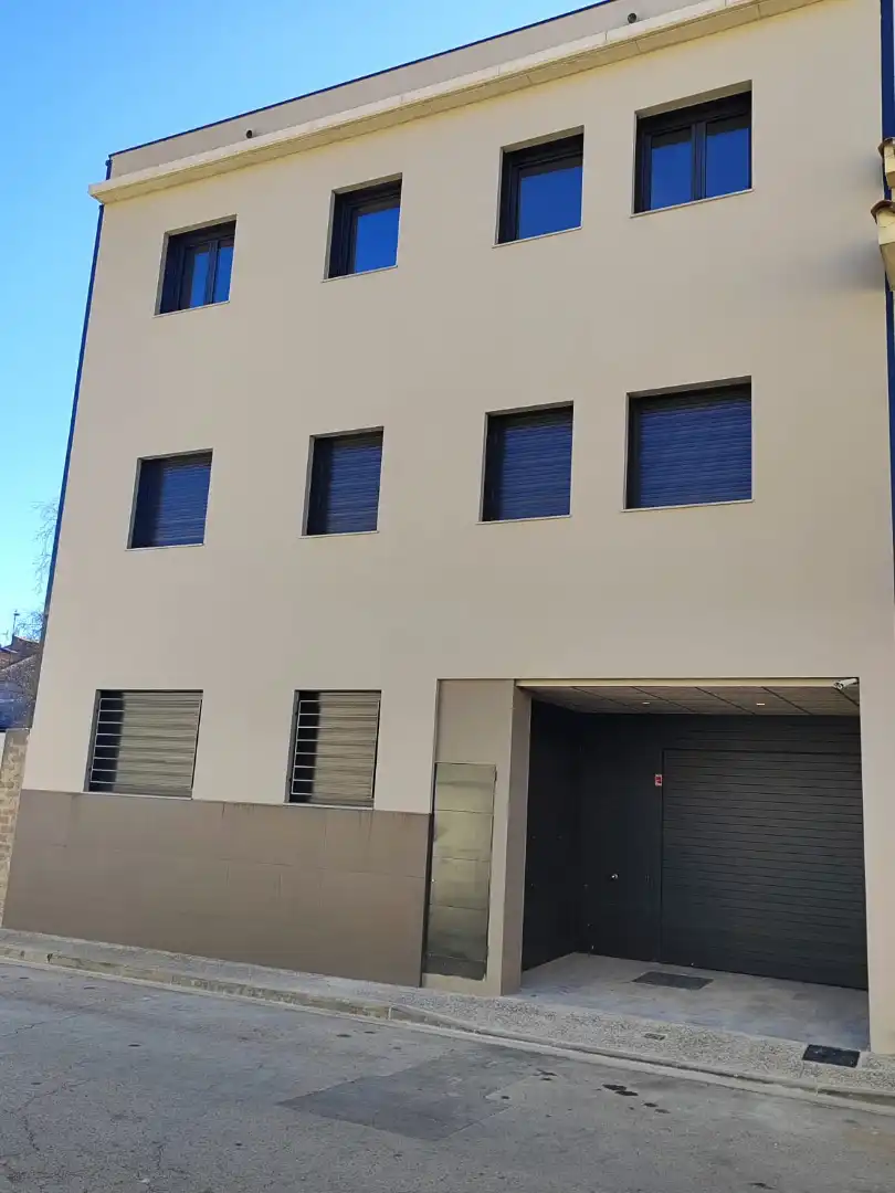 Exterior view of Flat for sale in Sarrià de Ter  with Air Conditioner, Heating and Private garden