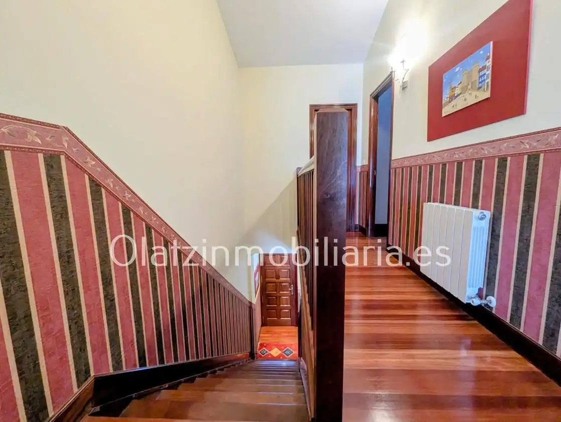 Houses for sale in Artziniega  with Heating, Private garden and Terrace