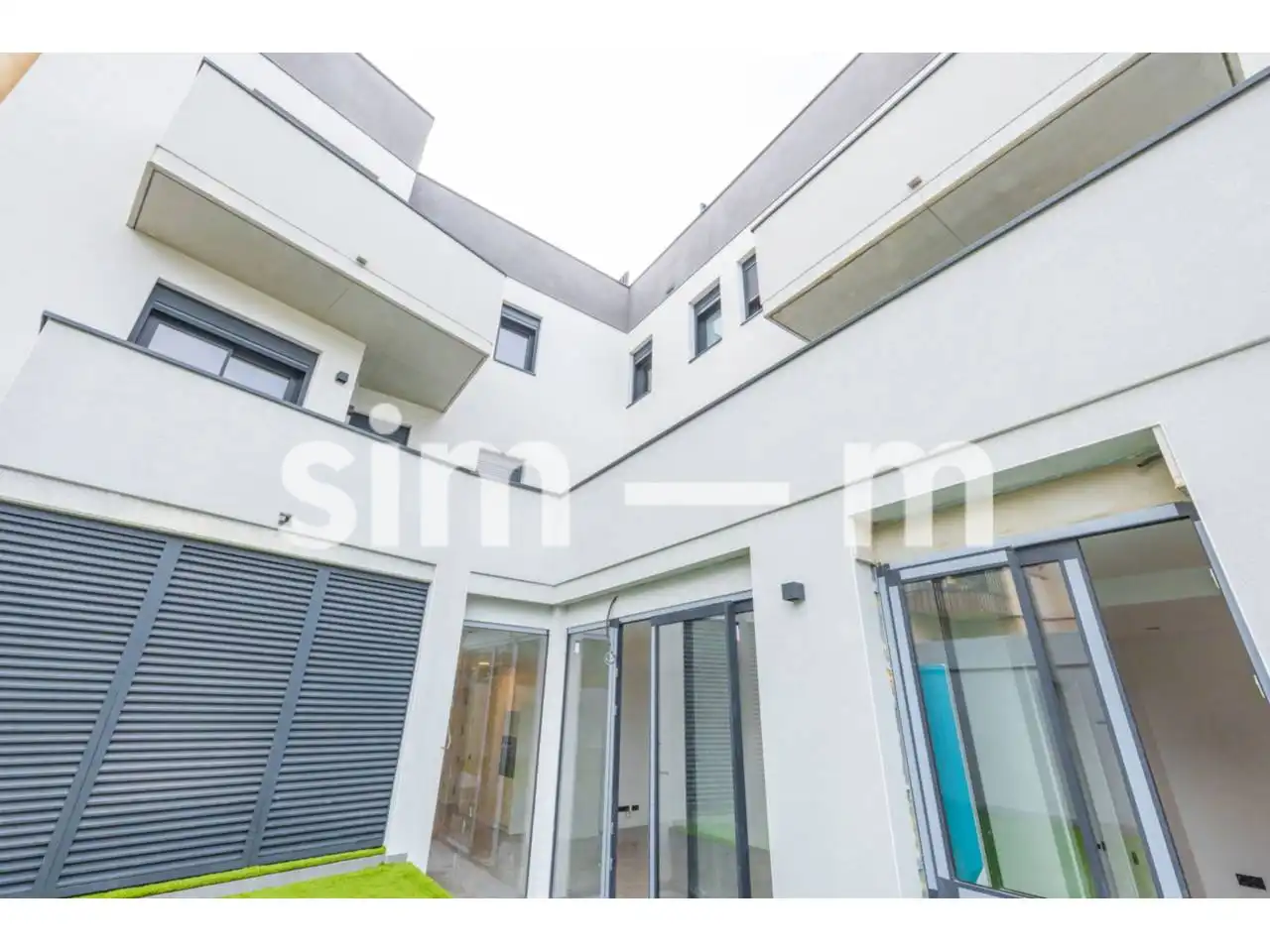 Vista exterior de Piso en venta en Sant Julià de Vilatorta con Calefacción y Terraza