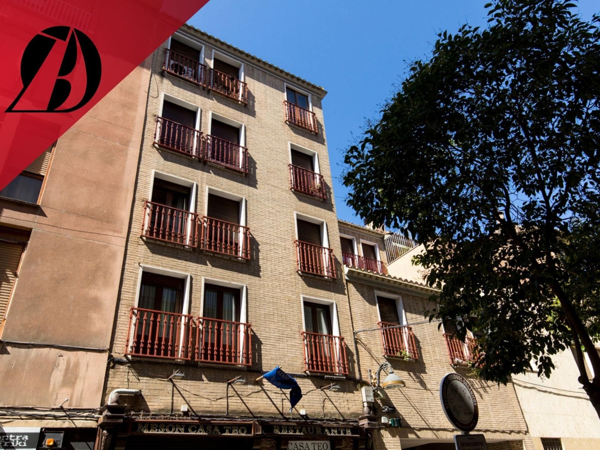 Vista exterior de Pis en venda en  Zaragoza Capital amb Calefacció i Balcó