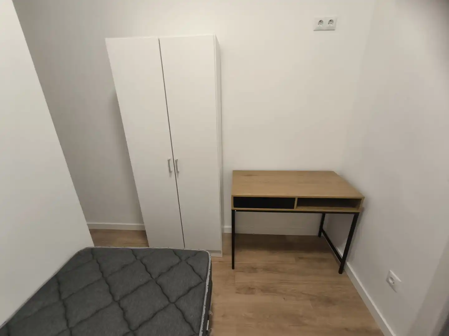 Bedroom of Flat for share in Centre - Zona Alta  
