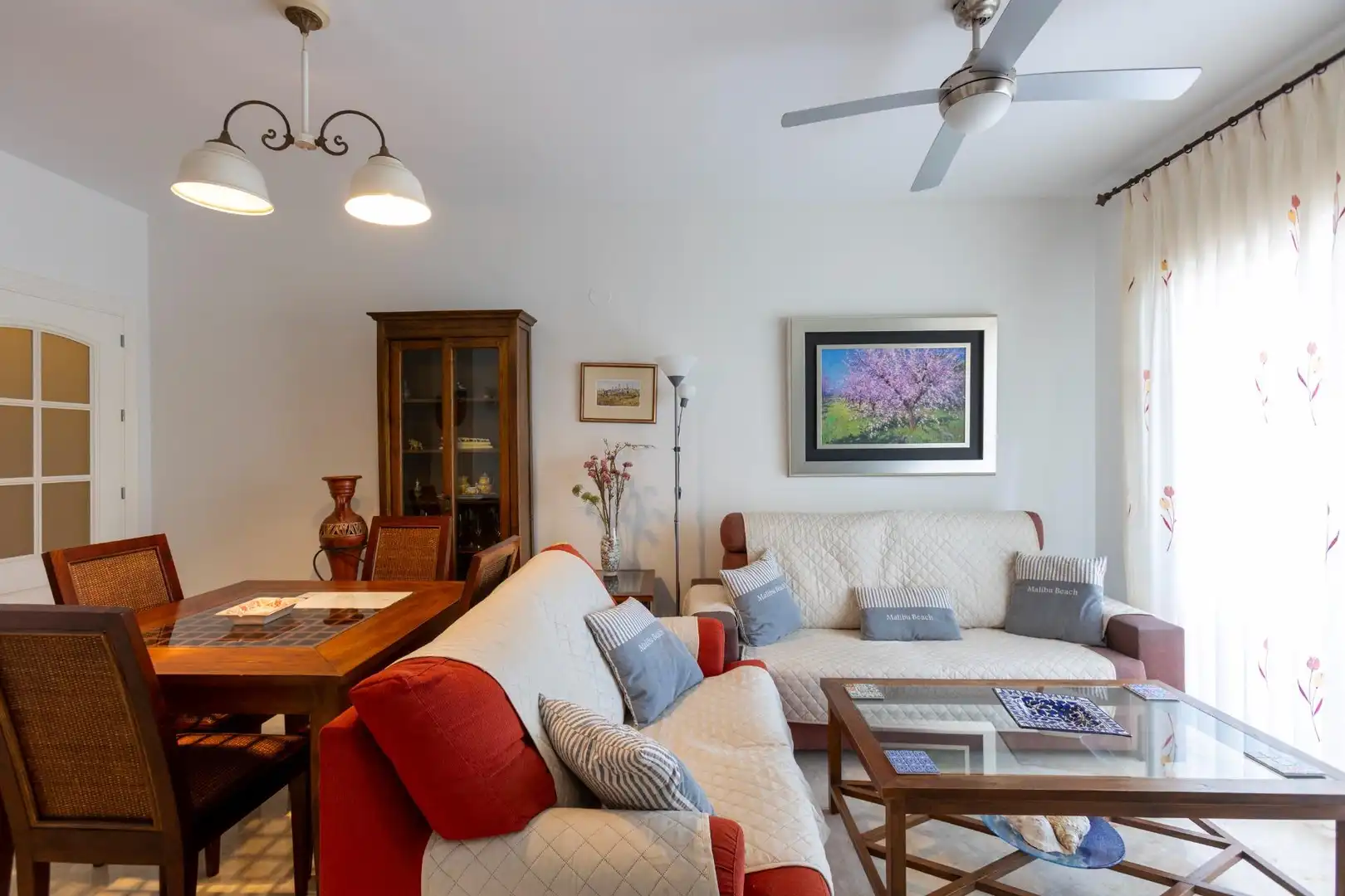 Sala de estar de Ático en venta en Motril con Jardín privado, Terraza y Piscina comunitaria