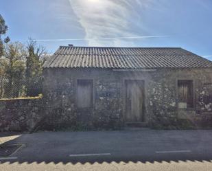 Vista exterior de Casa o xalet en venda en Ames amb Jardí privat