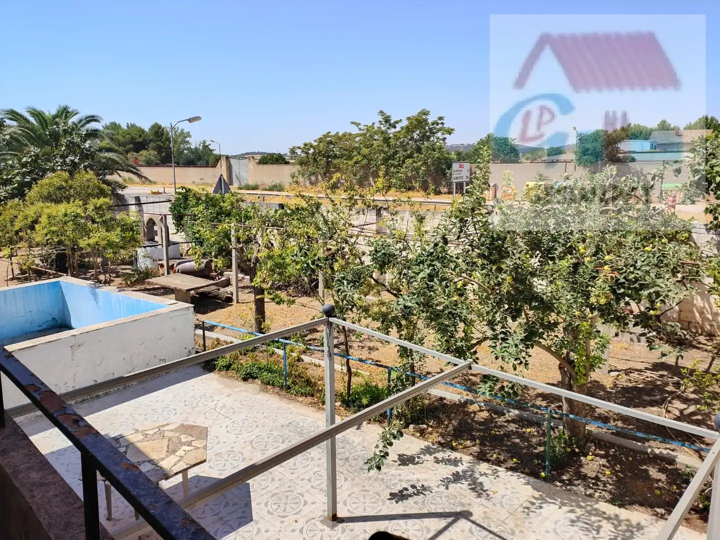 Terrassa de Casa adosada en venda en Corral de Almaguer amb Jardí privat, Parquet i Terrassa