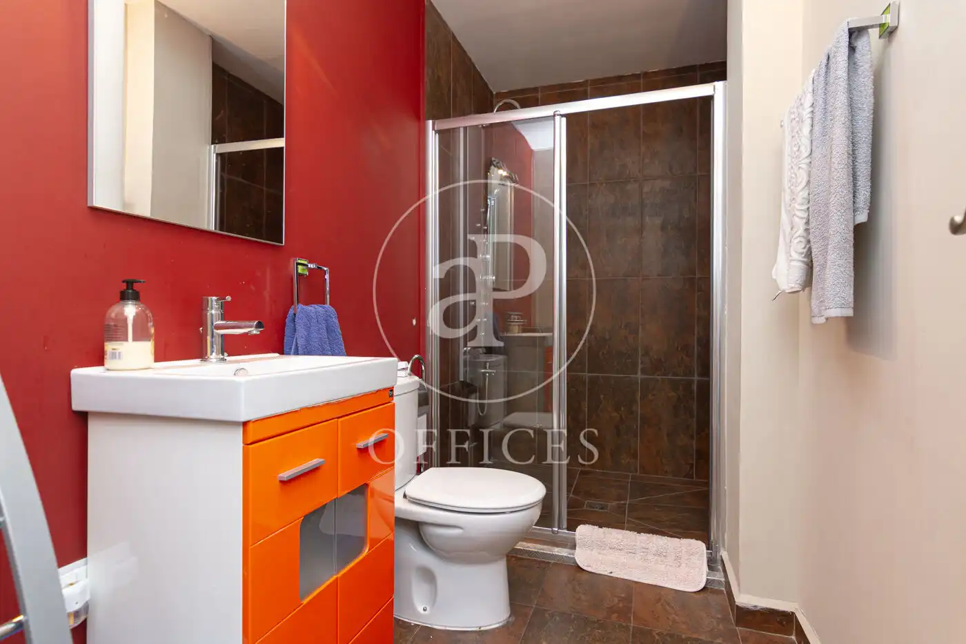 Bathroom of Office for rent in Madrid