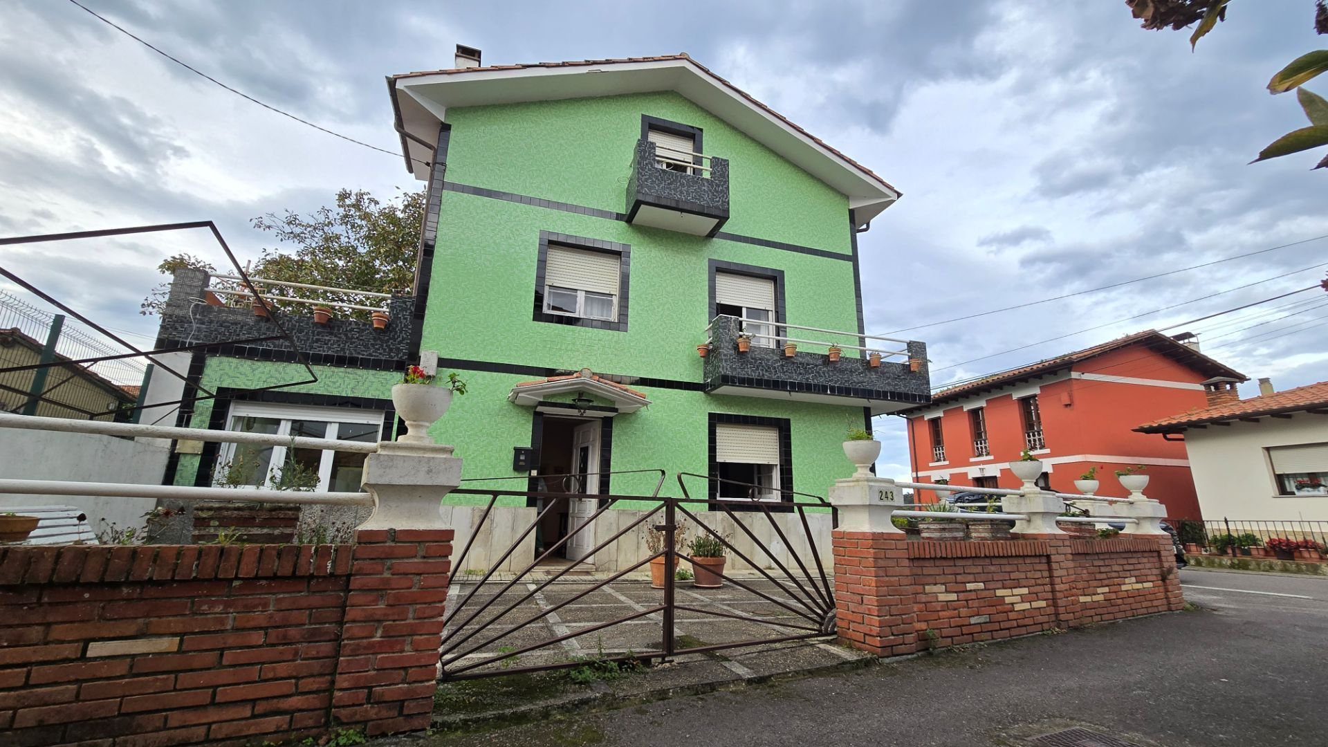 Vista exterior de Casa o chalet en venta en Llanes
