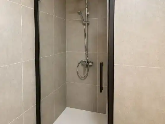 Badezimmer von Wohnungen zur Miete in Mogán mit Klimaanlage, Privatgarten und Abstellraum