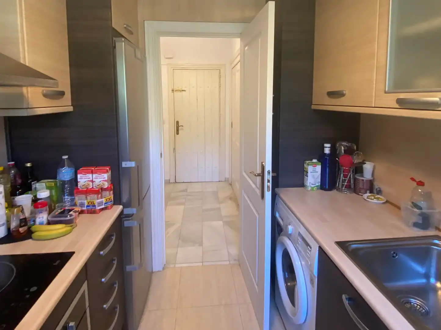 Cuina de Apartament de lloguer en Marbella amb Aire condicionat, Terrassa i Piscina