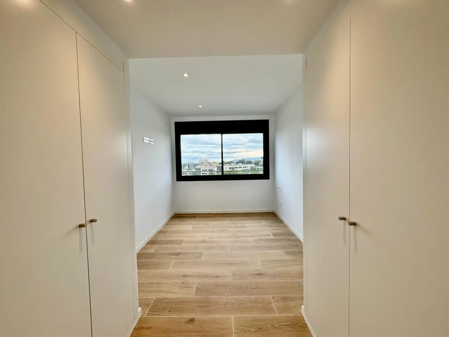 Flat with pool to rent in Calle JOAN MIRO, imagen 11