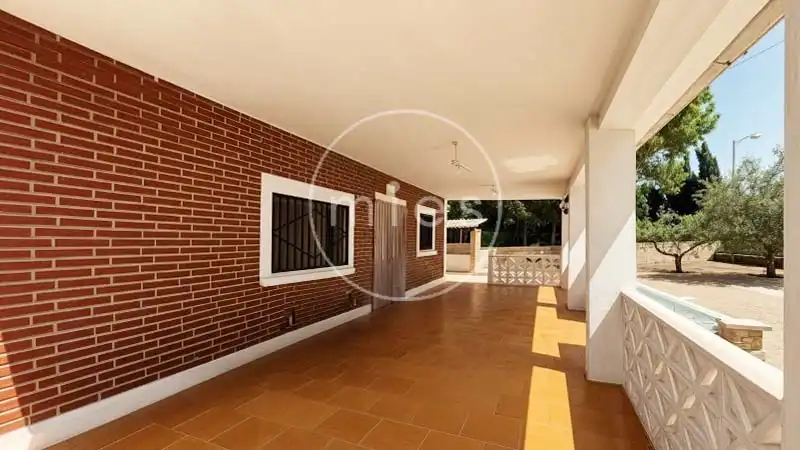 Terrassa de Casa o xalet en venda en Turís amb Aire condicionat, Jardí privat i Terrassa