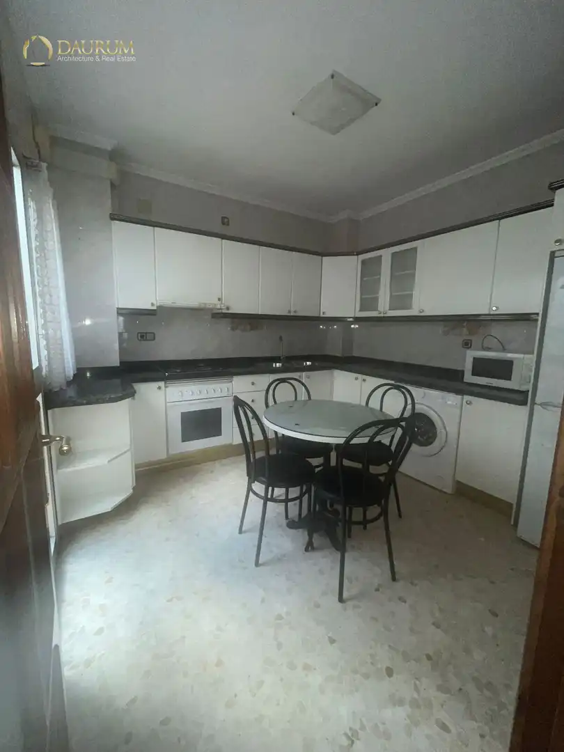 Kitchen of Houses for sale in Mairena del Aljarafe  with Air Conditioner, Heating and Terrace