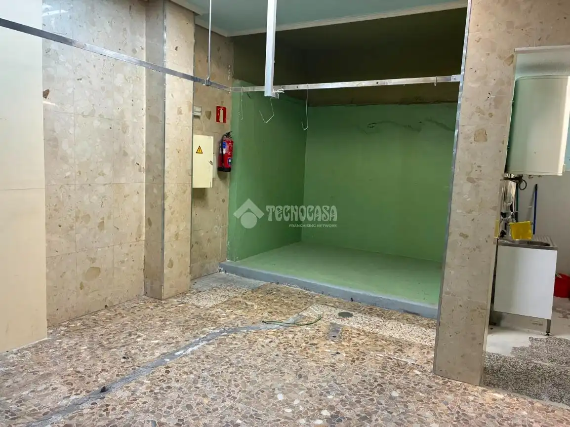 Aparcament de Local en venda en Alcalá de Henares