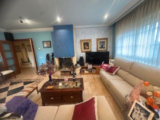 Living room of Houses for sale in Villaquilambre  with Air Conditioner, Heating and Terrace