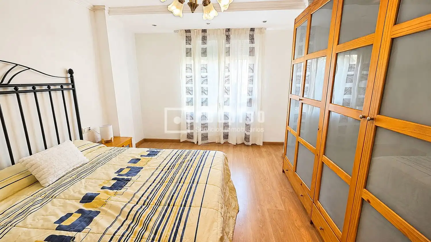 Schlafzimmer von Wohnung zum Verkauf in Valencia mit Klimaanlage