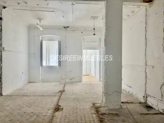 Local comercial en alquiler en Gran Via del Marqués del Túria, imagen 2