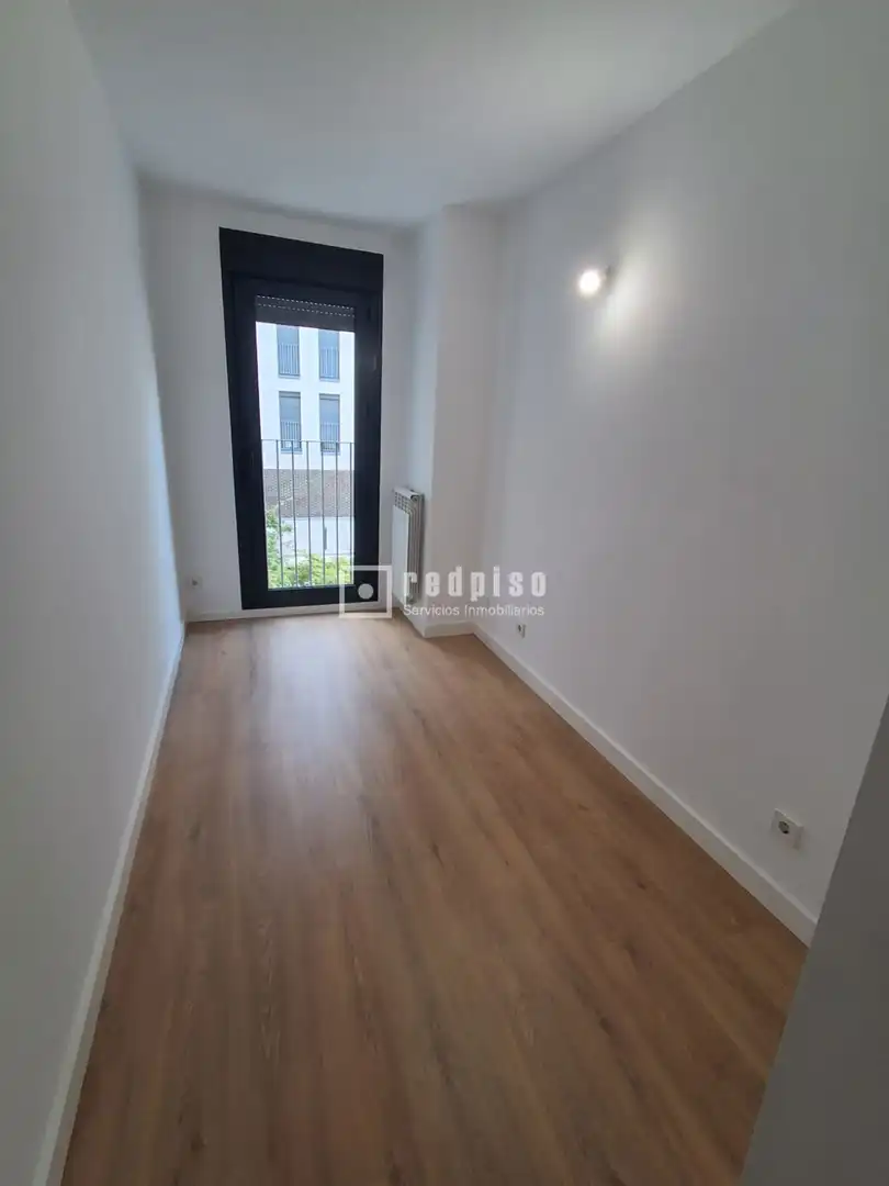 Flat for rent in Liverpool, Parque Oeste - Fuente Cisneros
