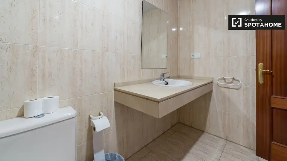 Zimmer in Penya - Roja - Avda. Francia