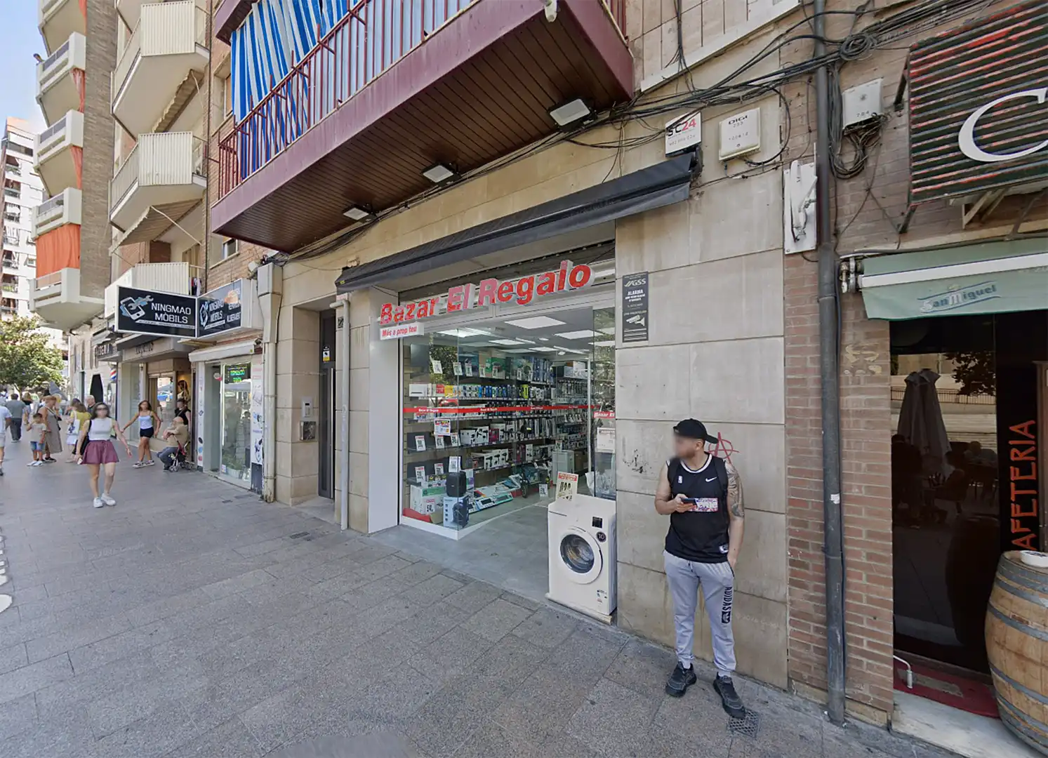 Geschaftsraum zur Miete in Lleida mit Klimaanlage und Heizung