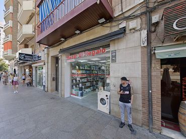 Business premises to rent in Carrer de Pi i Margall 22