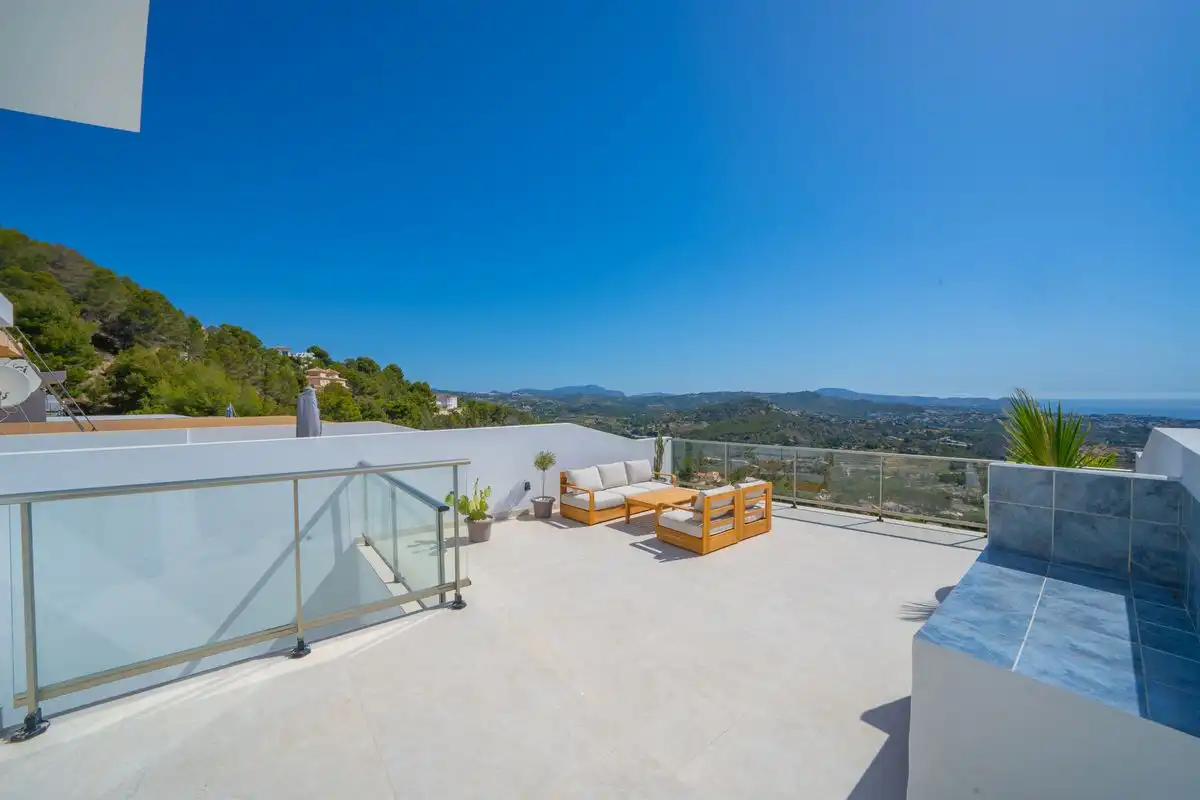 Casa aparellada amb terrassa en venda a Partida Oltamar, imagen 9