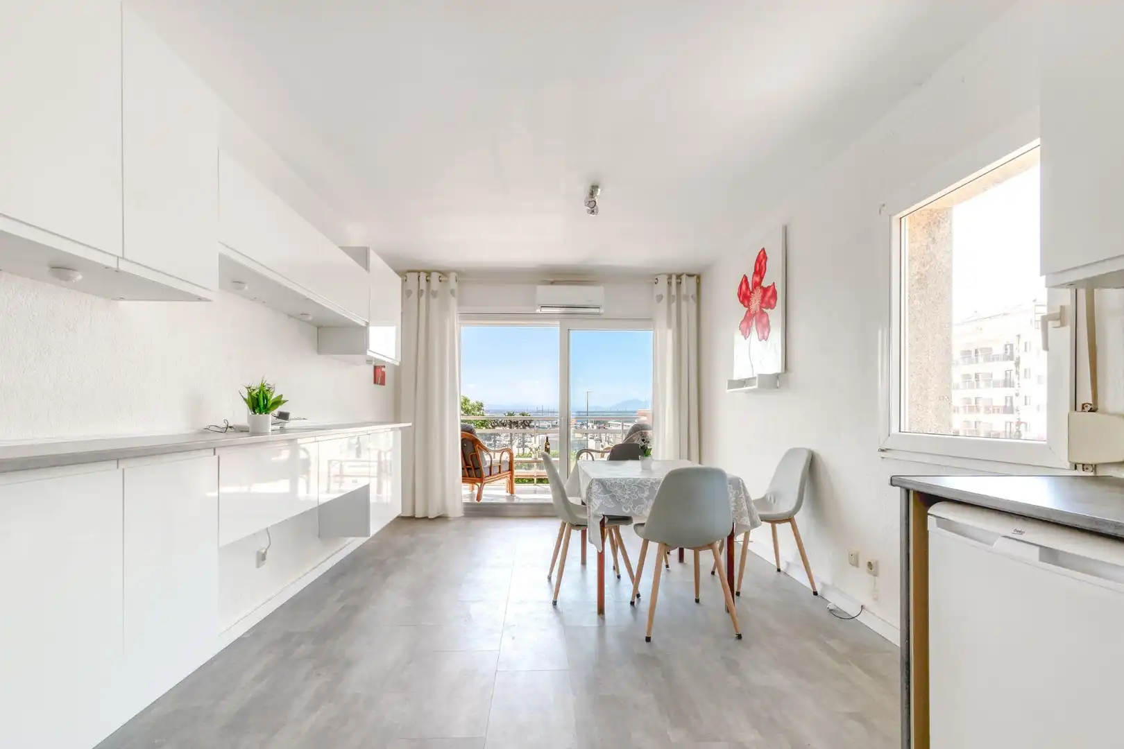 Apartments for sale in Carrer Carrer Mercè Rodoreda, Almadrava - Canyelles - Puig-Rom