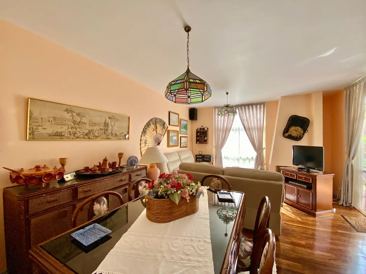 Wohnzimmer von Einfamilien-Reihenhaus zum Verkauf in O Grove   mit Privatgarten, Terrasse und Abstellraum