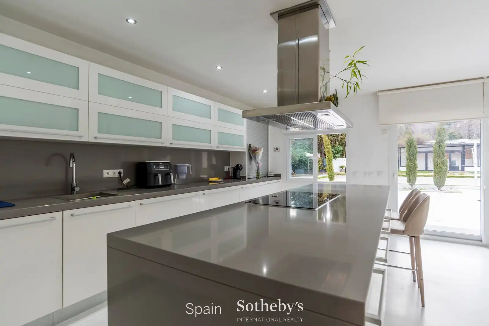 Casa con piscina en venta en Calle del Camino de Hoyarrasa, imagen 6