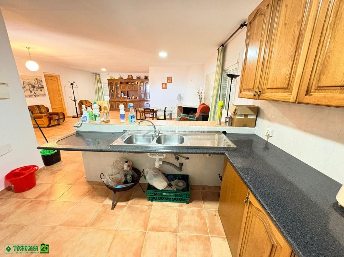 Cocina de Finca rústica en venta en Pozuelo de Calatrava con Balcón