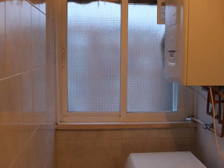 Badezimmer von Wohnung zur Miete in Leganés Norte