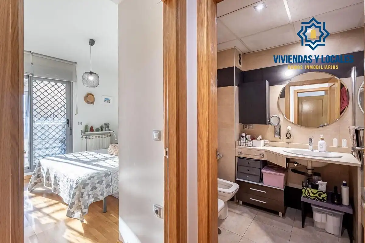Penthouse mit Pool zum Verkauf in Avenida DE LA ILUSTRACION, imagen 17