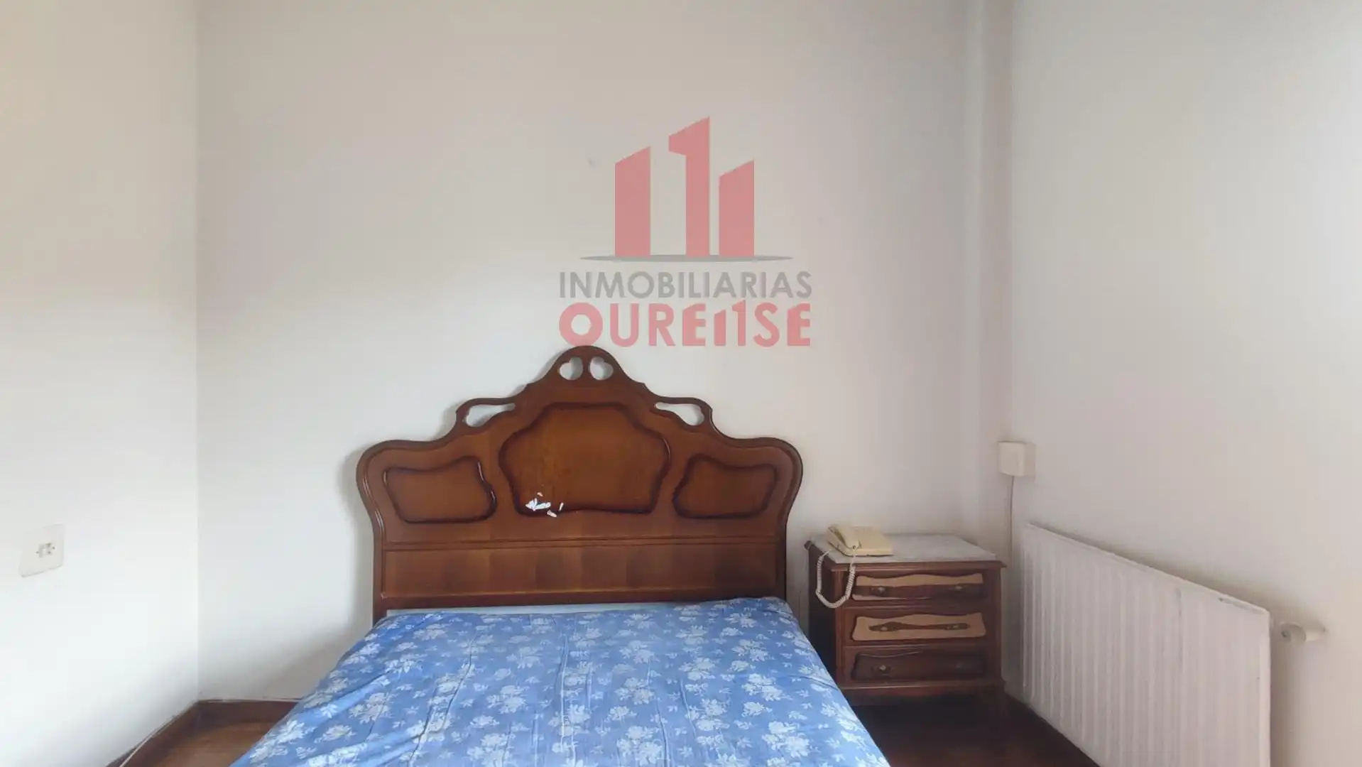 Dormitori de Casa o xalet en venda en Ourense Capital  amb Calefacció