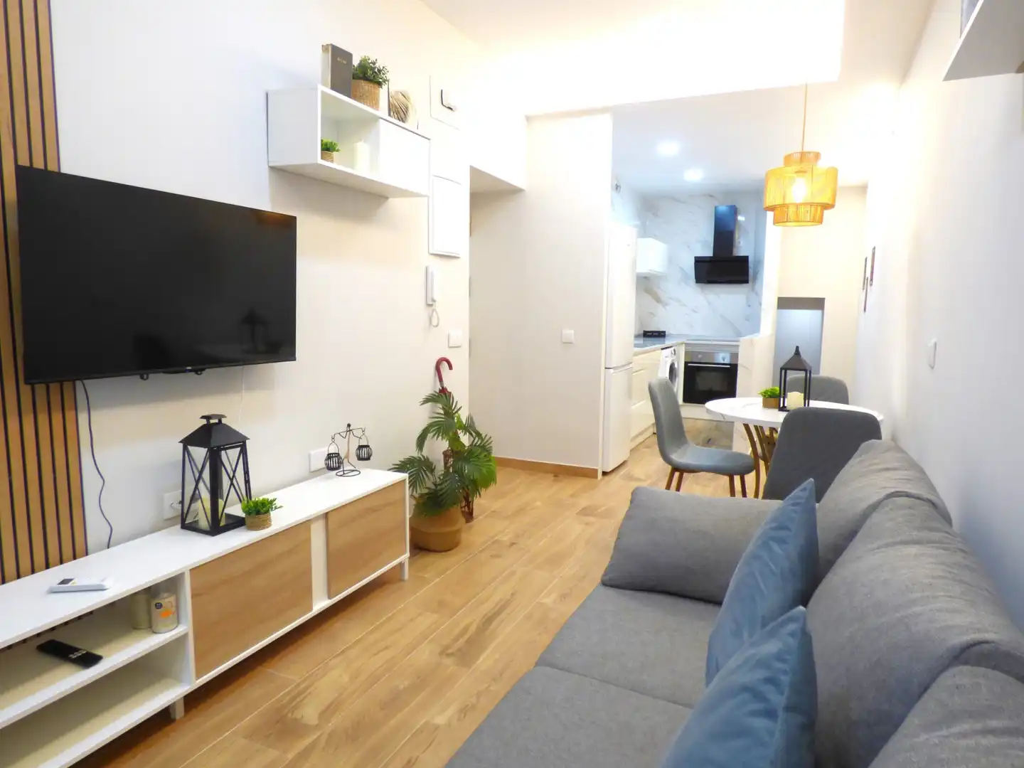 Sala d'estar de Pis en venda en Cádiz amb Aire condicionat