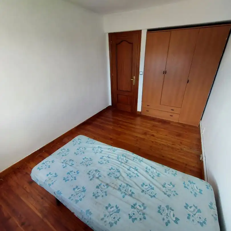 Habitación de Piso en venta en Otxandio con Calefacción y Balcón