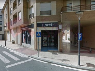 Local commercial à louer à Oyón-Oion