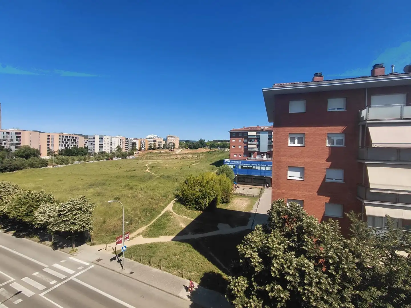 Exterior view of Flat for rent in Girona  with Air Conditioner, Heating and Balcony